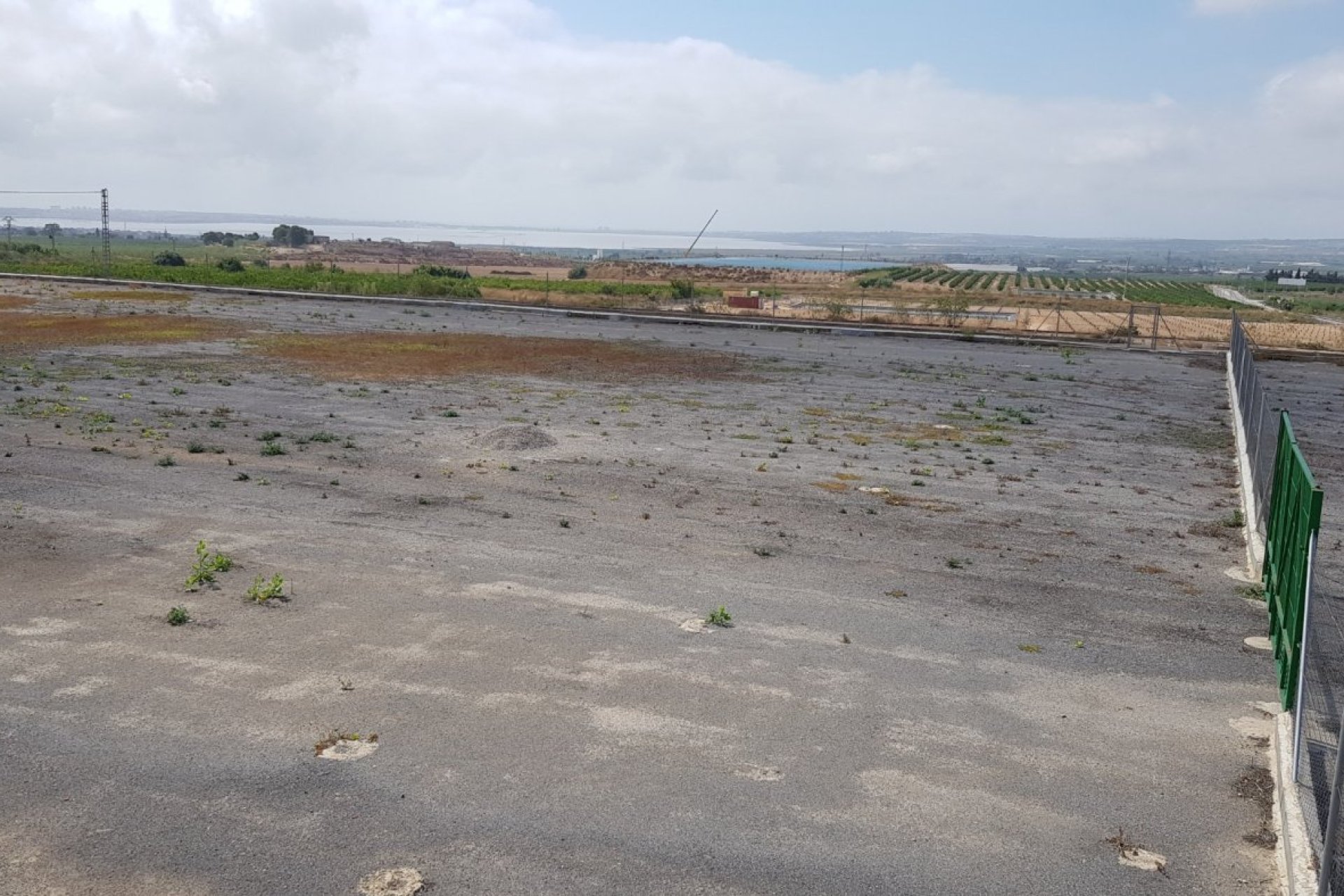 Herverkoop - Finca -
Los Montesinos