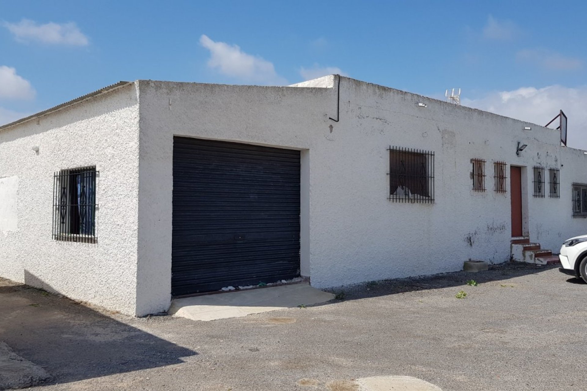 Herverkoop - Finca -
Los Montesinos