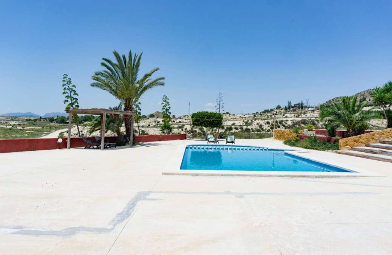 Herverkoop - Finca -
Torremendo - Costa Blanca