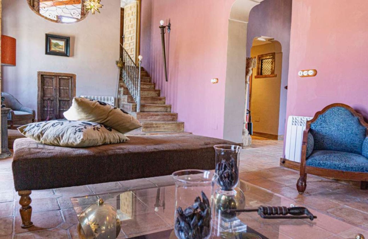 Herverkoop - Finca -
Torremendo - Costa Blanca