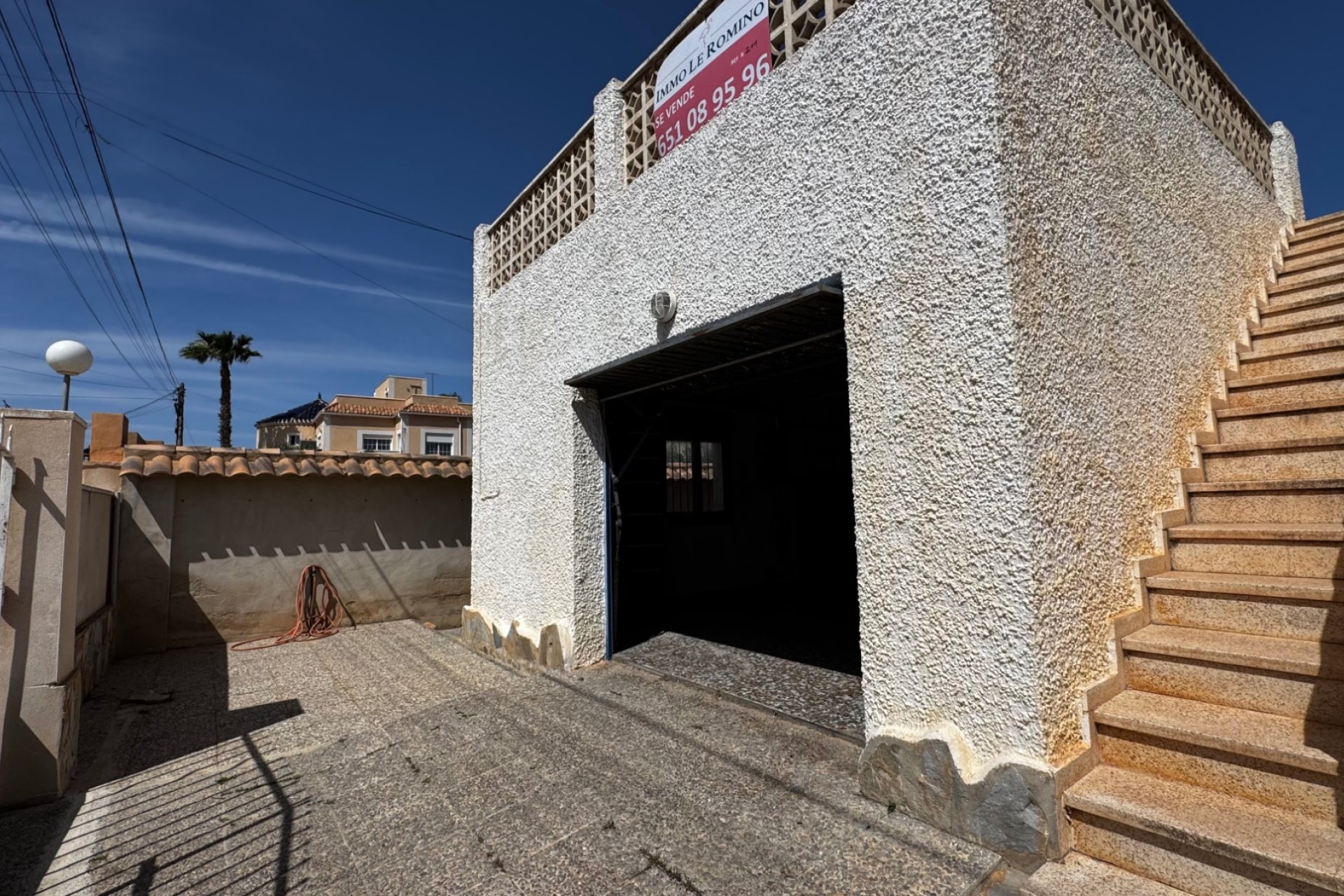 Herverkoop - Huis -
Orihuela Costa - Montezenia