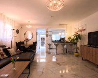 Herverkoop - Huis -
Torrevieja - Playa De Los Naufragos