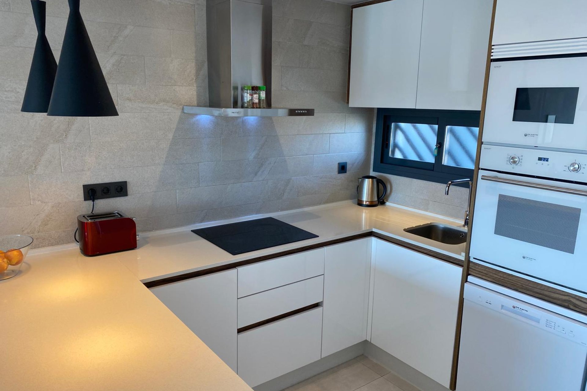 Herverkoop - Penthouse -
El Raso - Costa Blanca