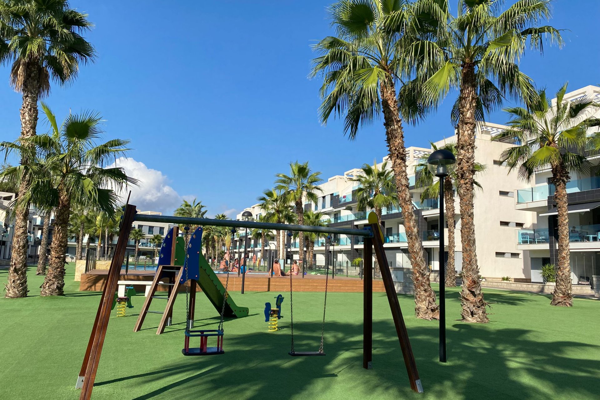 Herverkoop - Penthouse -
El Raso - Costa Blanca