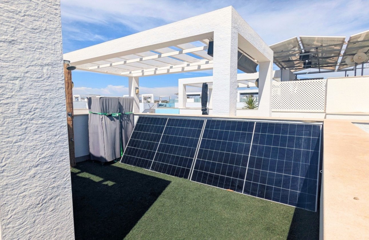 Herverkoop - Penthouse -
El Raso - Costa Blanca