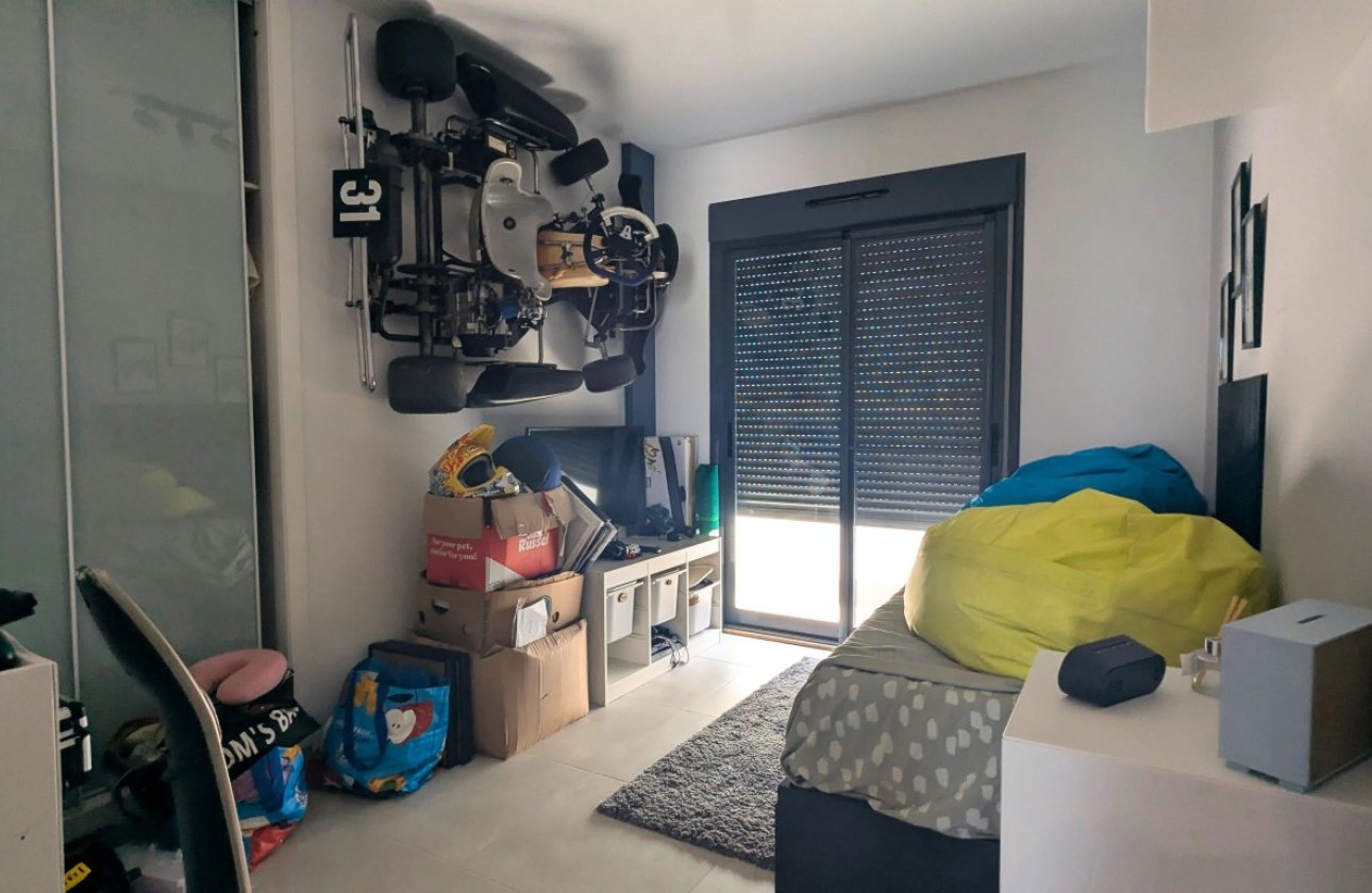 Herverkoop - Penthouse -
El Raso - Costa Blanca