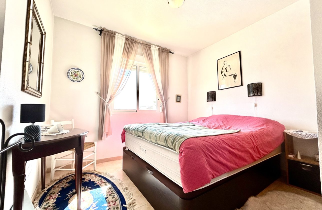 Herverkoop - Penthouse -
La Zenia - Costa Blanca