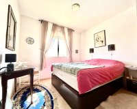 Herverkoop - Penthouse -
La Zenia - Costa Blanca