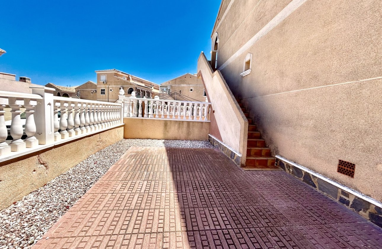 Herverkoop - Penthouse -
La Zenia - Costa Blanca