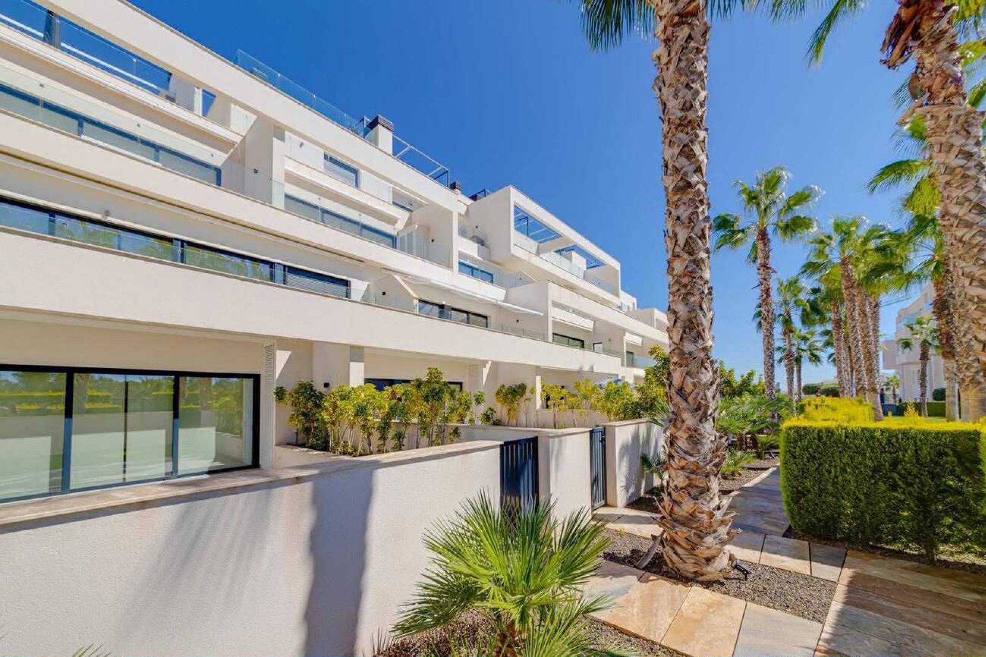 Herverkoop - Penthouse -
Las Colinas Golf - Costa Blanca