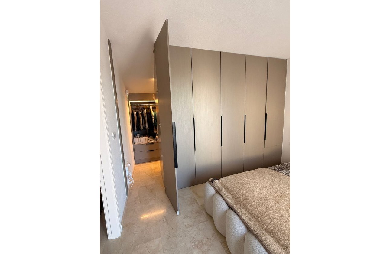 Herverkoop - Penthouse -
Las Ramblas Golf - Inland