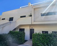 Herverkoop - Penthouse -
Lo Romero Golf - Inland