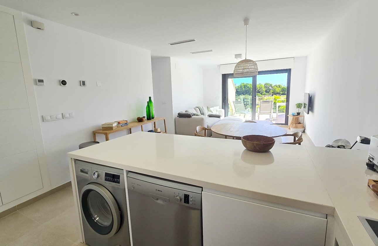 Herverkoop - Penthouse -
Lo Romero Golf - Inland