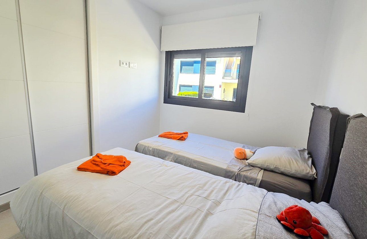 Herverkoop - Penthouse -
Lo Romero Golf - Inland