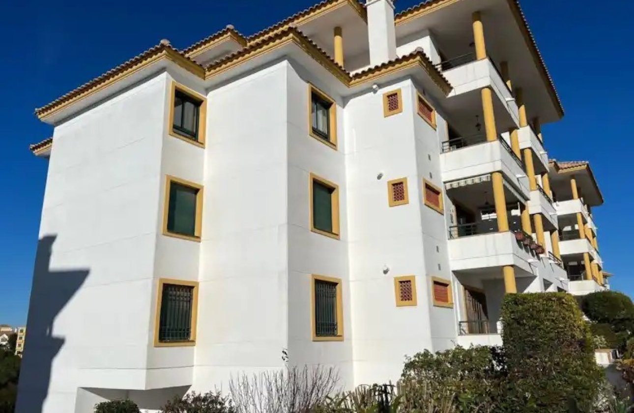 Herverkoop - Penthouse -
Lomas De Campoamor - Inland