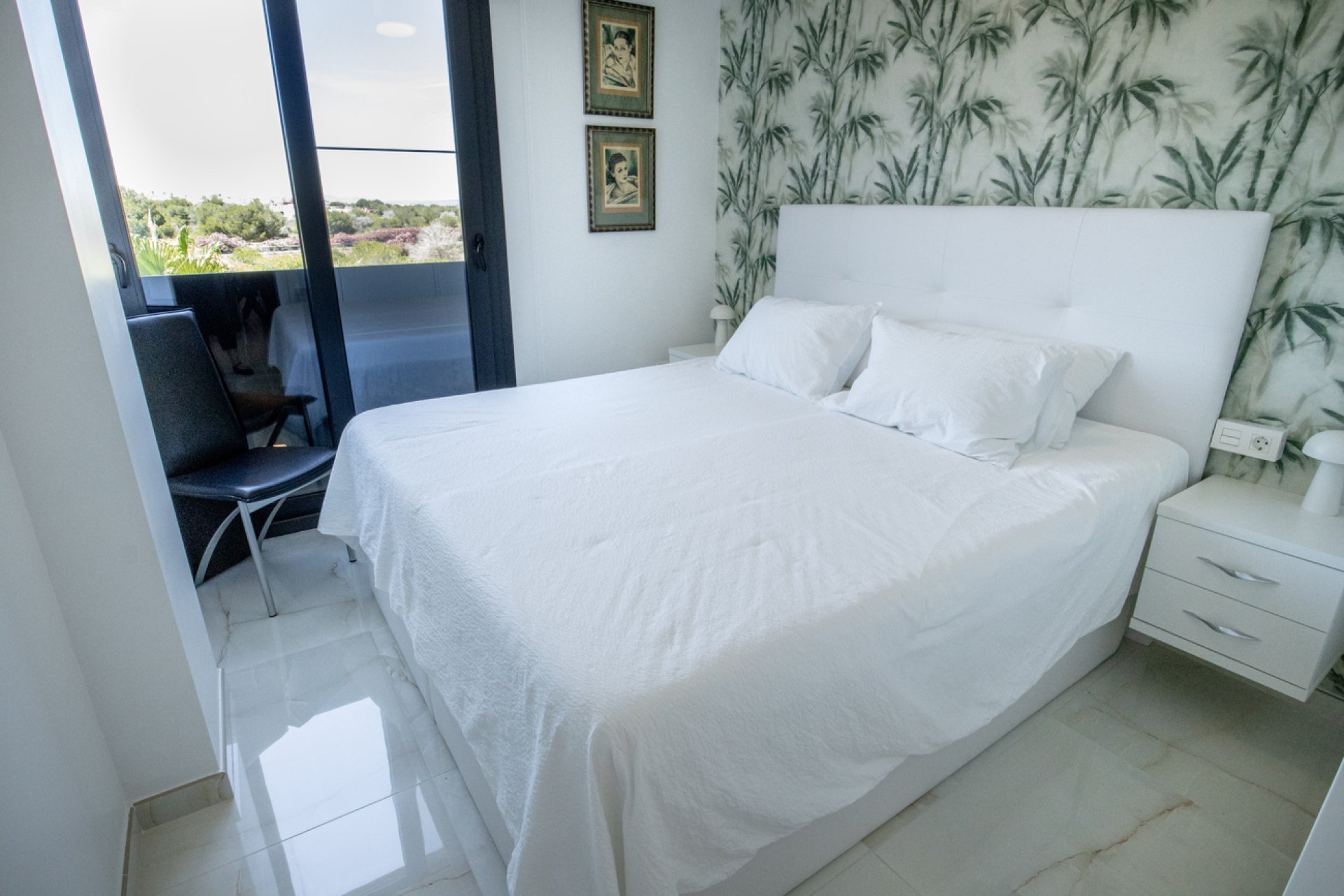 Herverkoop - Penthouse -
Los Altos - AMANECER