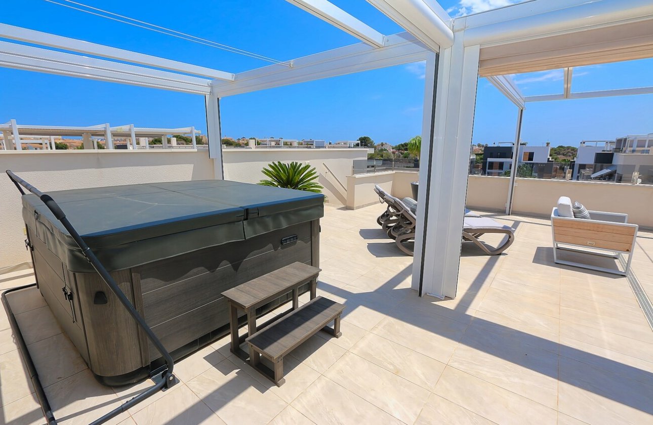 Herverkoop - Penthouse -
Los Altos - Costa Blanca
