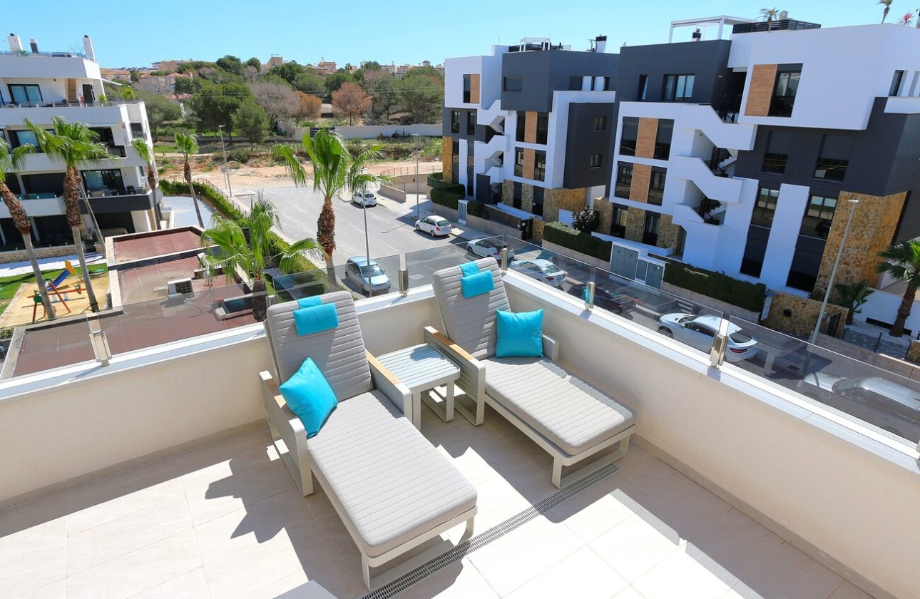 Herverkoop - Penthouse -
Los Altos - Costa Blanca