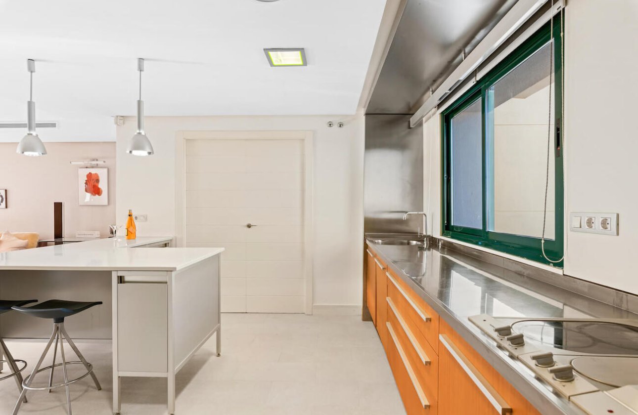 Herverkoop - Penthouse -
Orihuela Costa - Campoamor