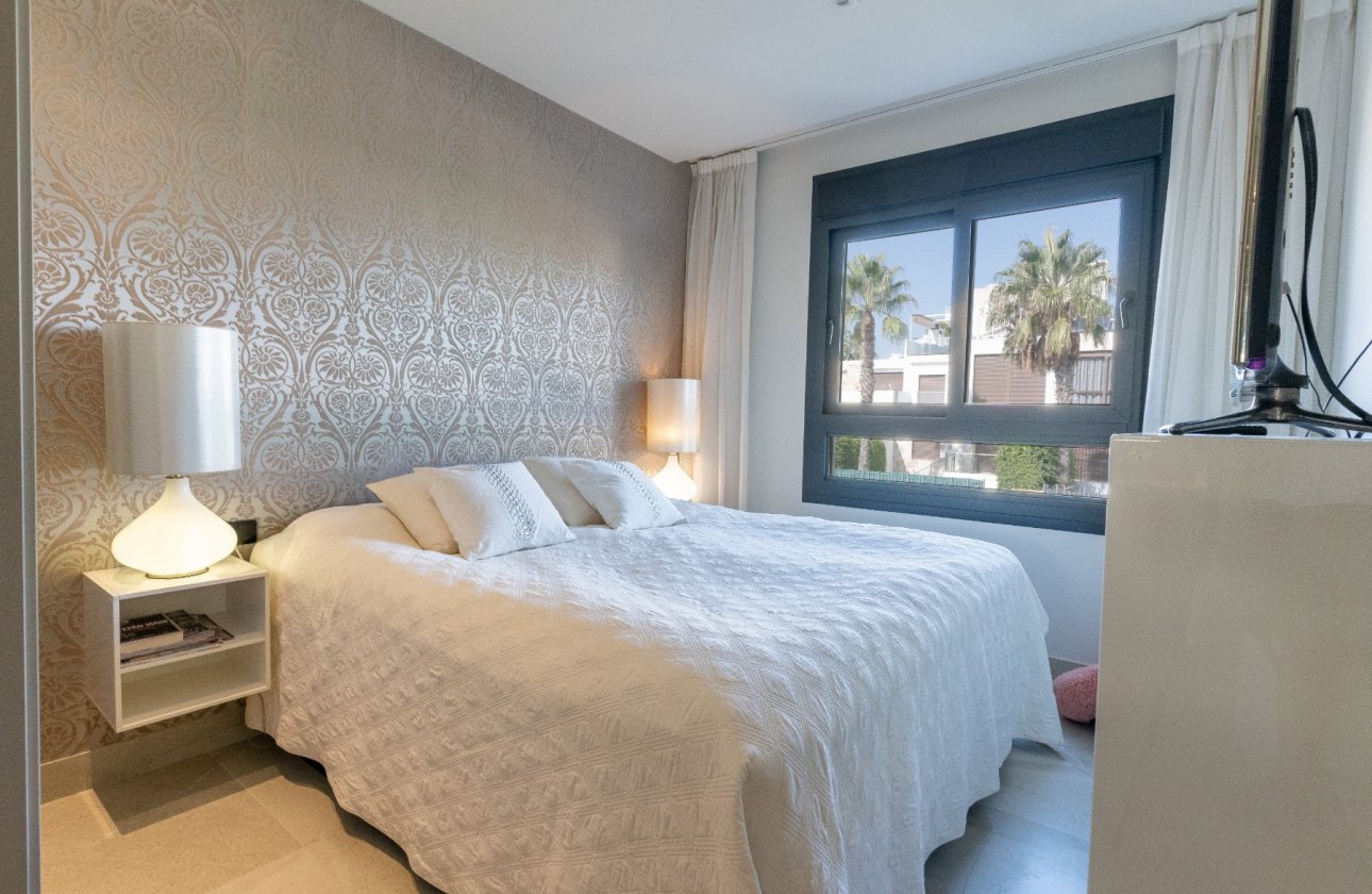 Herverkoop - Penthouse -
Orihuela Costa - Costa Blanca