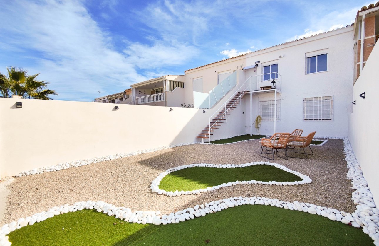 Herverkoop - Penthouse -
Orihuela Costa - Costa Blanca