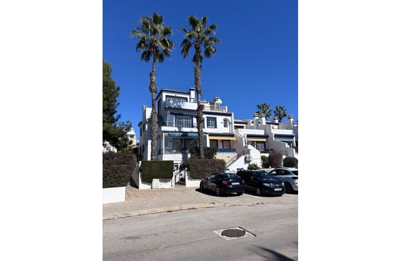 Herverkoop - Penthouse -
Orihuela Costa - Costa Blanca