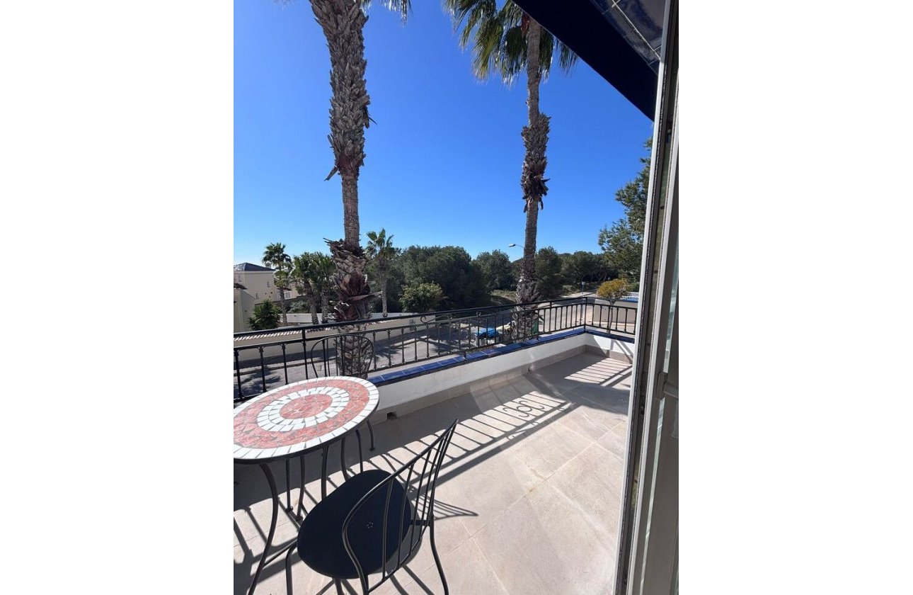 Herverkoop - Penthouse -
Orihuela Costa - Costa Blanca