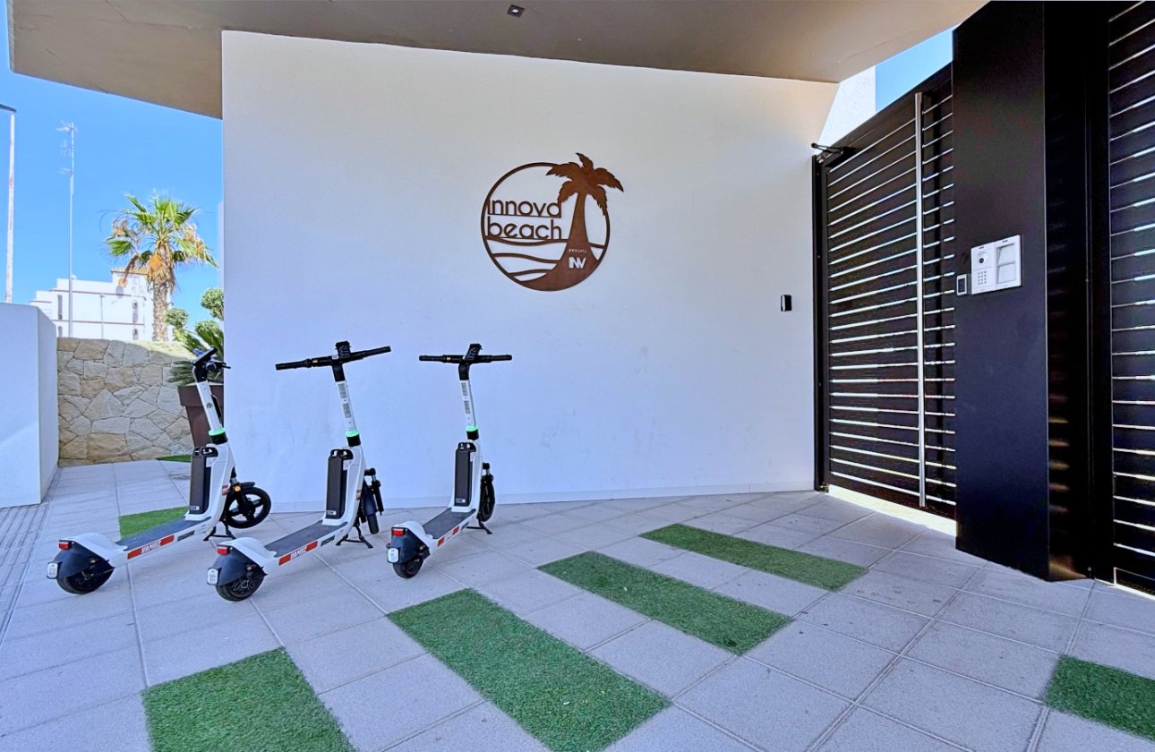 Herverkoop - Penthouse -
Orihuela Costa - Costa Blanca