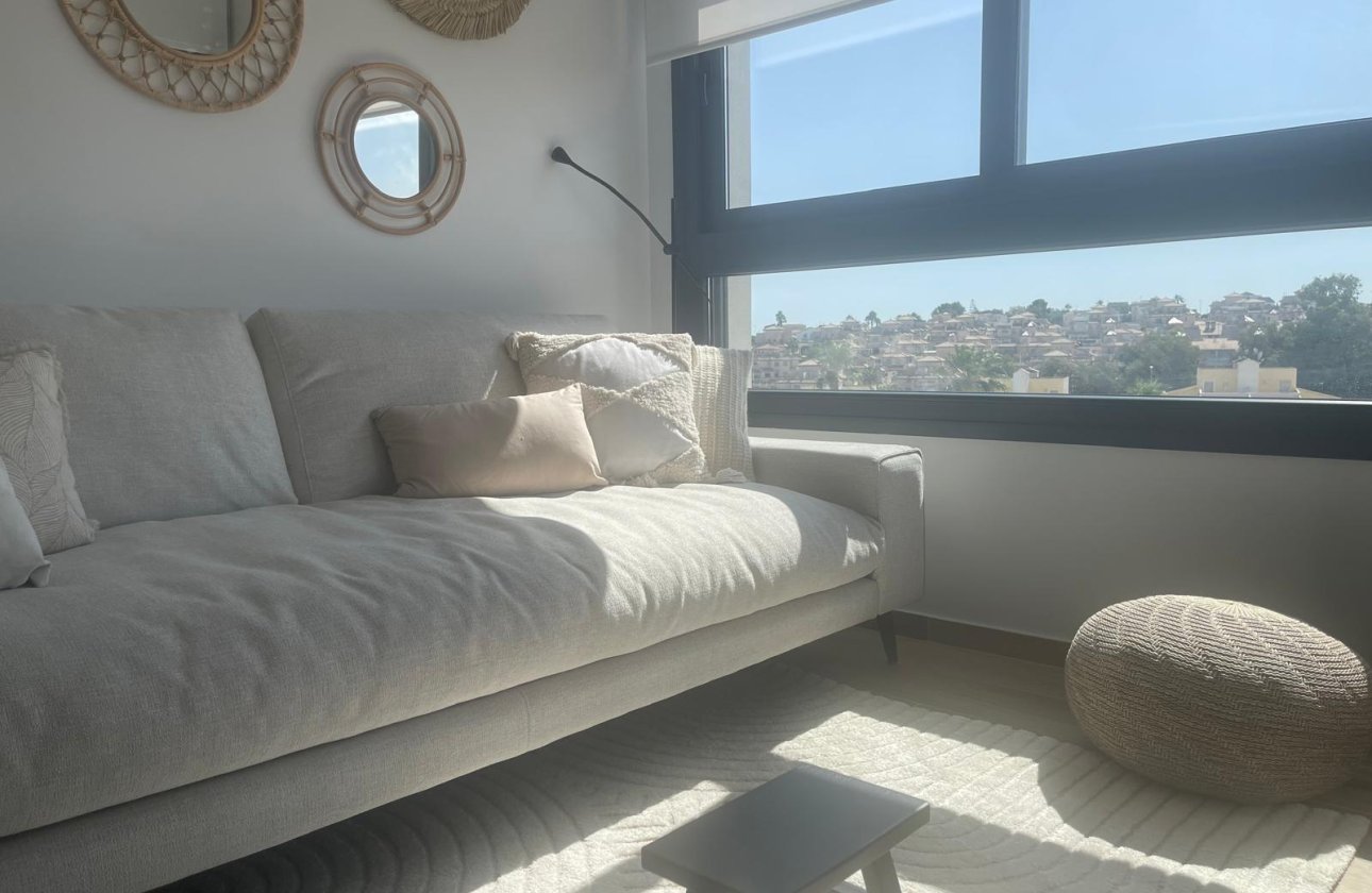 Herverkoop - Penthouse -
Orihuela Costa - Las Filipinas