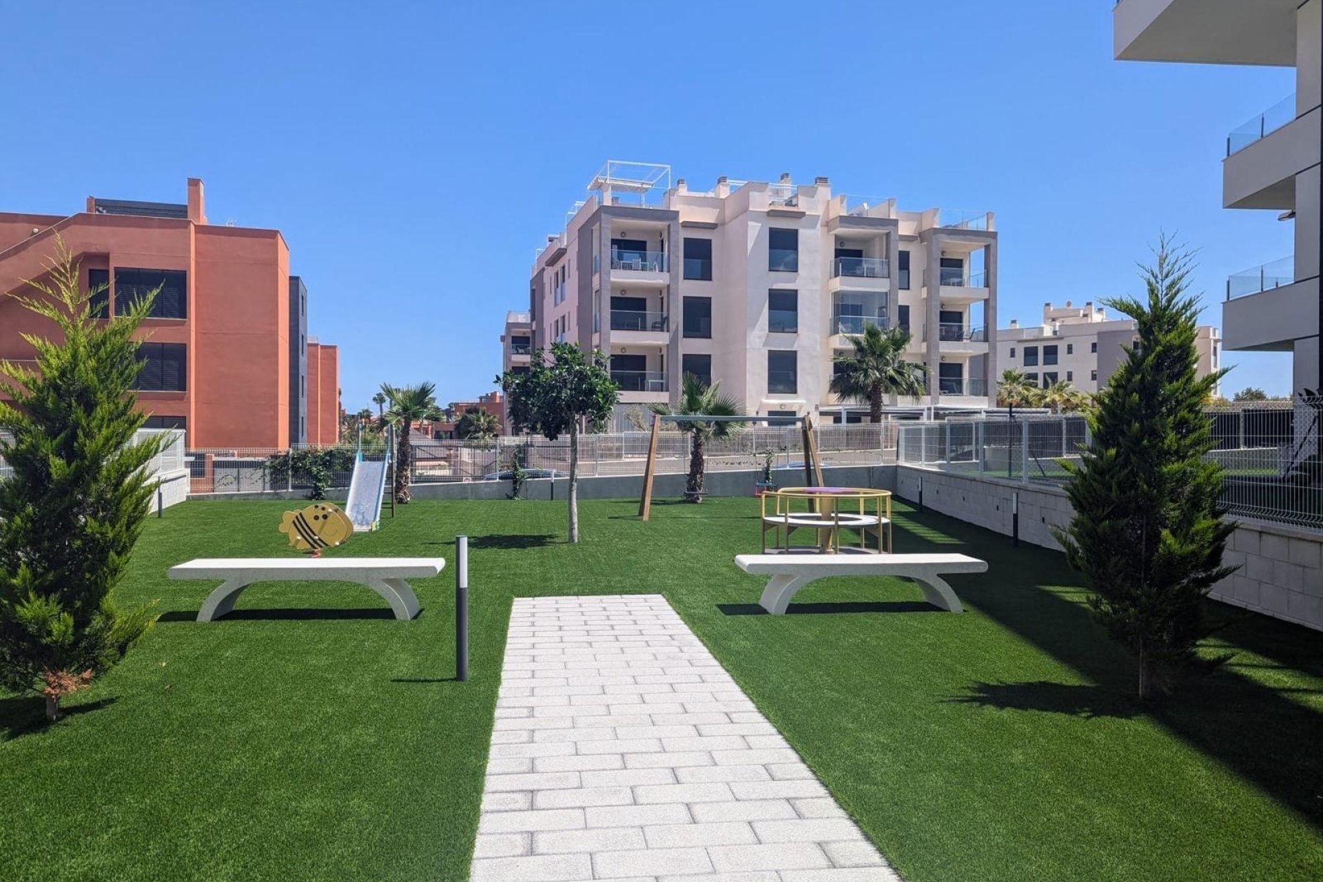 Herverkoop - Penthouse -
Orihuela Costa - Las Filipinas