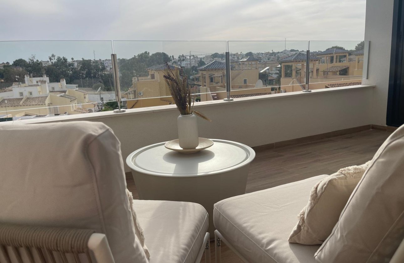 Herverkoop - Penthouse -
Orihuela Costa - Las Filipinas