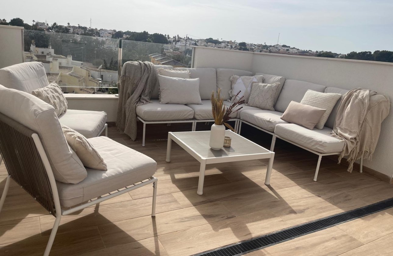 Herverkoop - Penthouse -
Orihuela Costa - Las Filipinas
