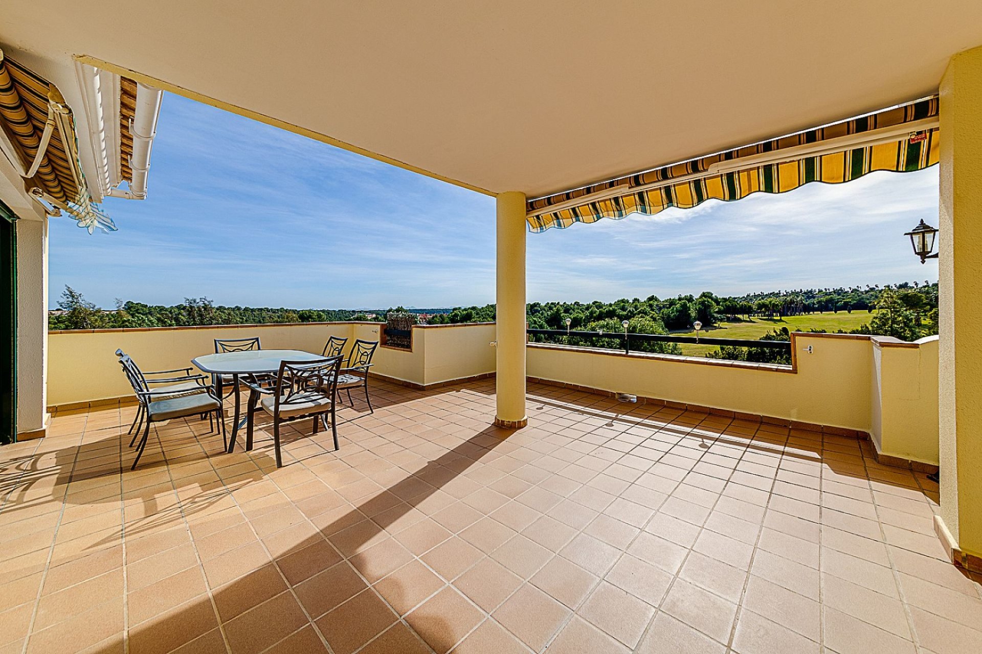 Herverkoop - Penthouse -
Orihuela Costa - Lomas de Campoamor