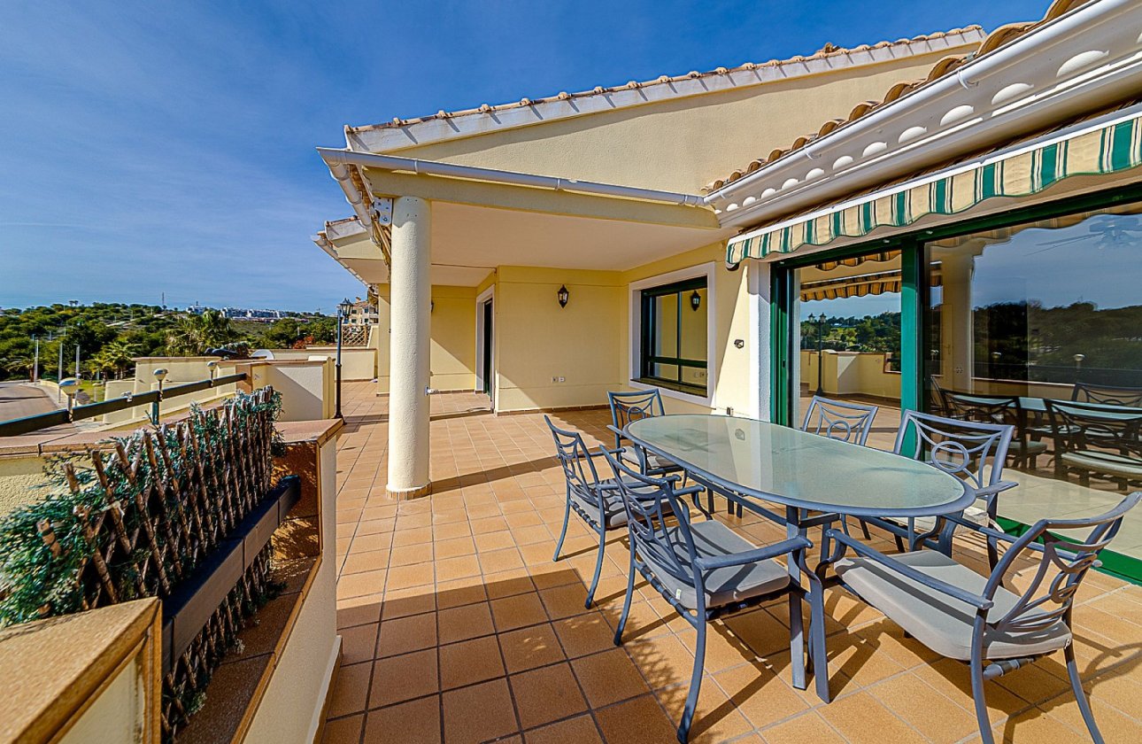 Herverkoop - Penthouse -
Orihuela Costa - Lomas de Campoamor