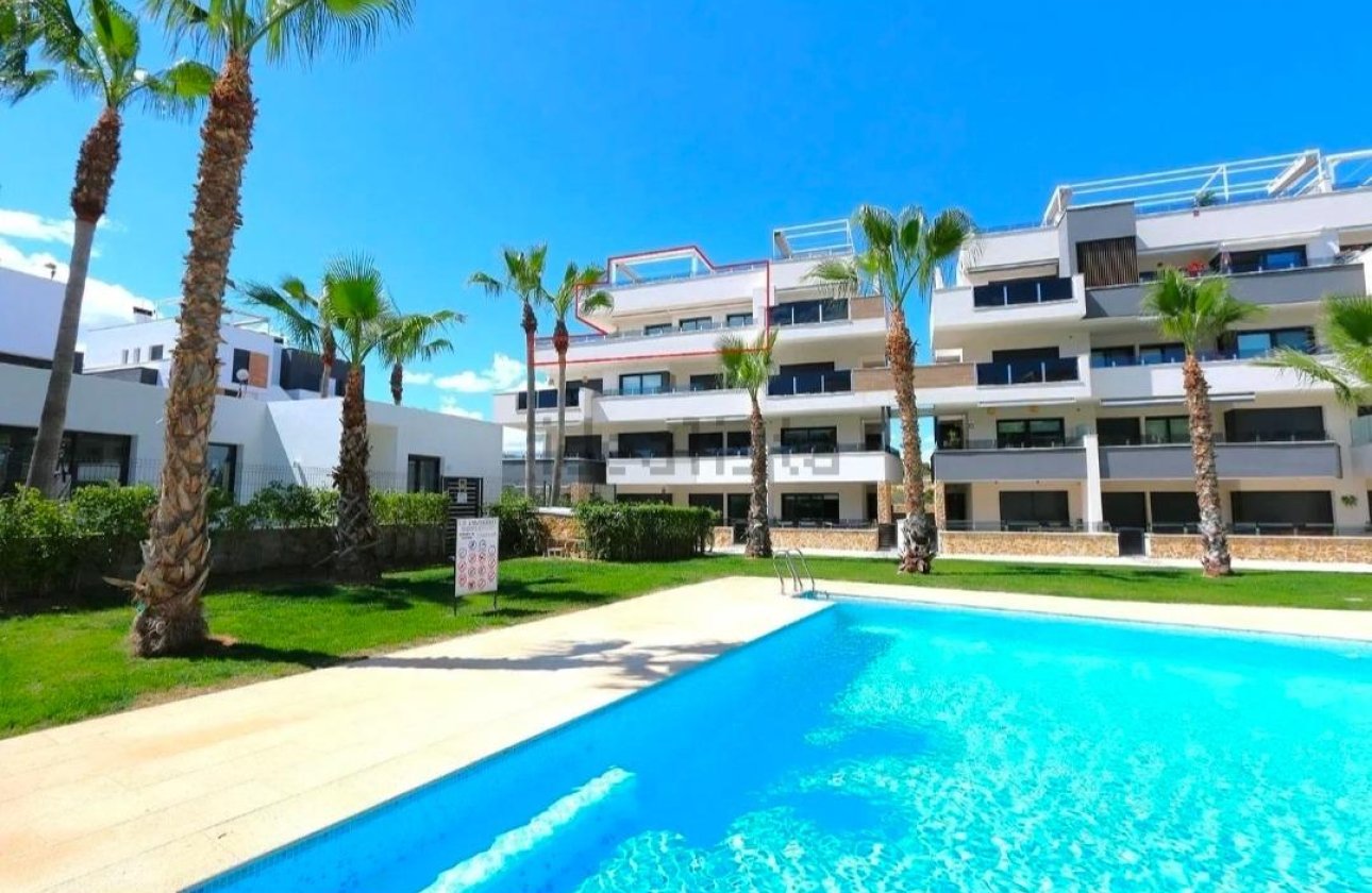 Herverkoop - Penthouse -
Orihuela Costa - Los Almendros-la Florida