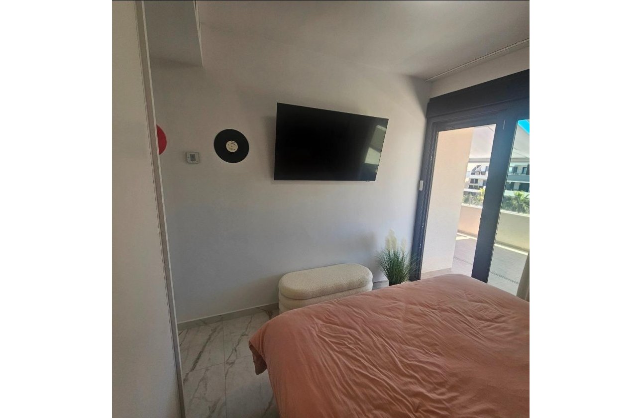 Herverkoop - Penthouse -
Orihuela Costa - Los Almendros-la Florida