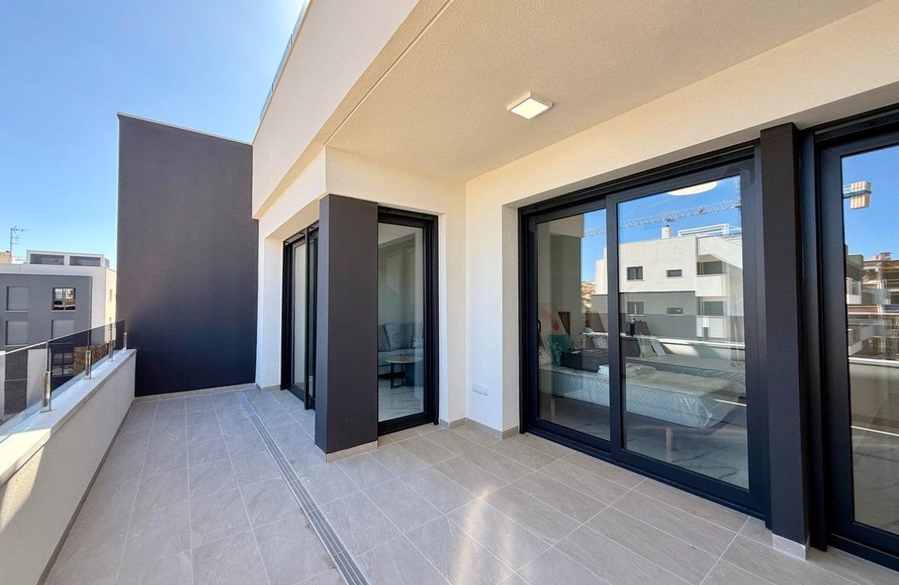 Herverkoop - Penthouse -
Orihuela Costa - PAU 8