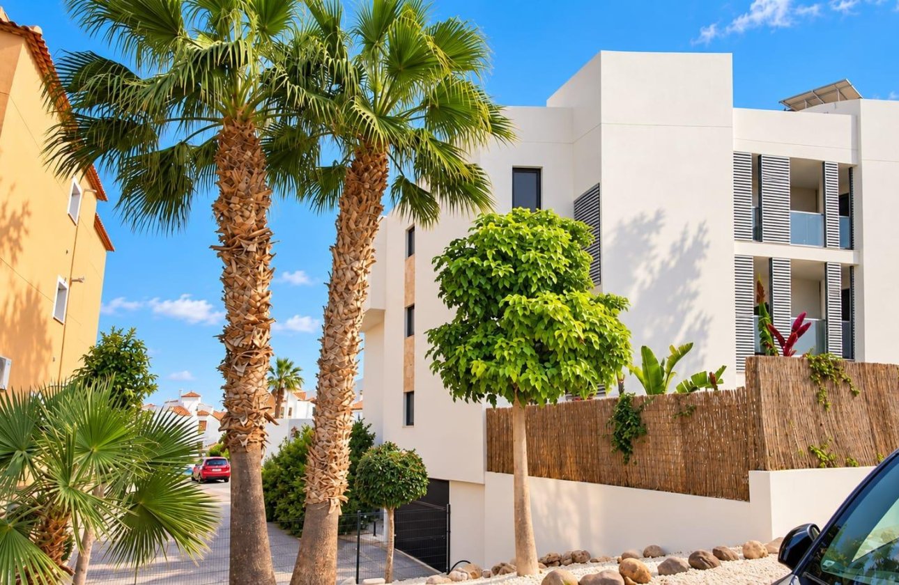 Herverkoop - Penthouse -
Orihuela Costa - PAU 8