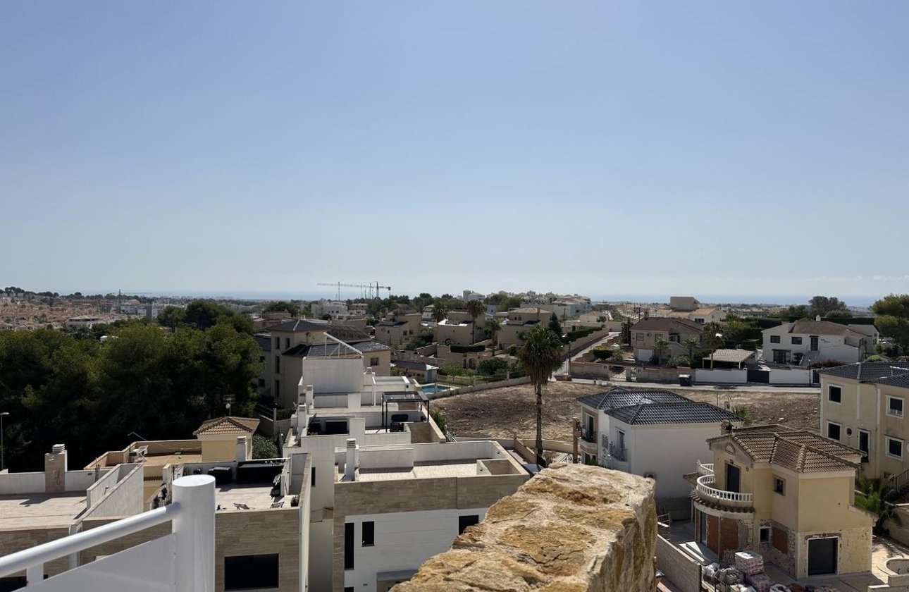 Herverkoop - Penthouse -
Orihuela Costa - Villamartín-las Filipinas