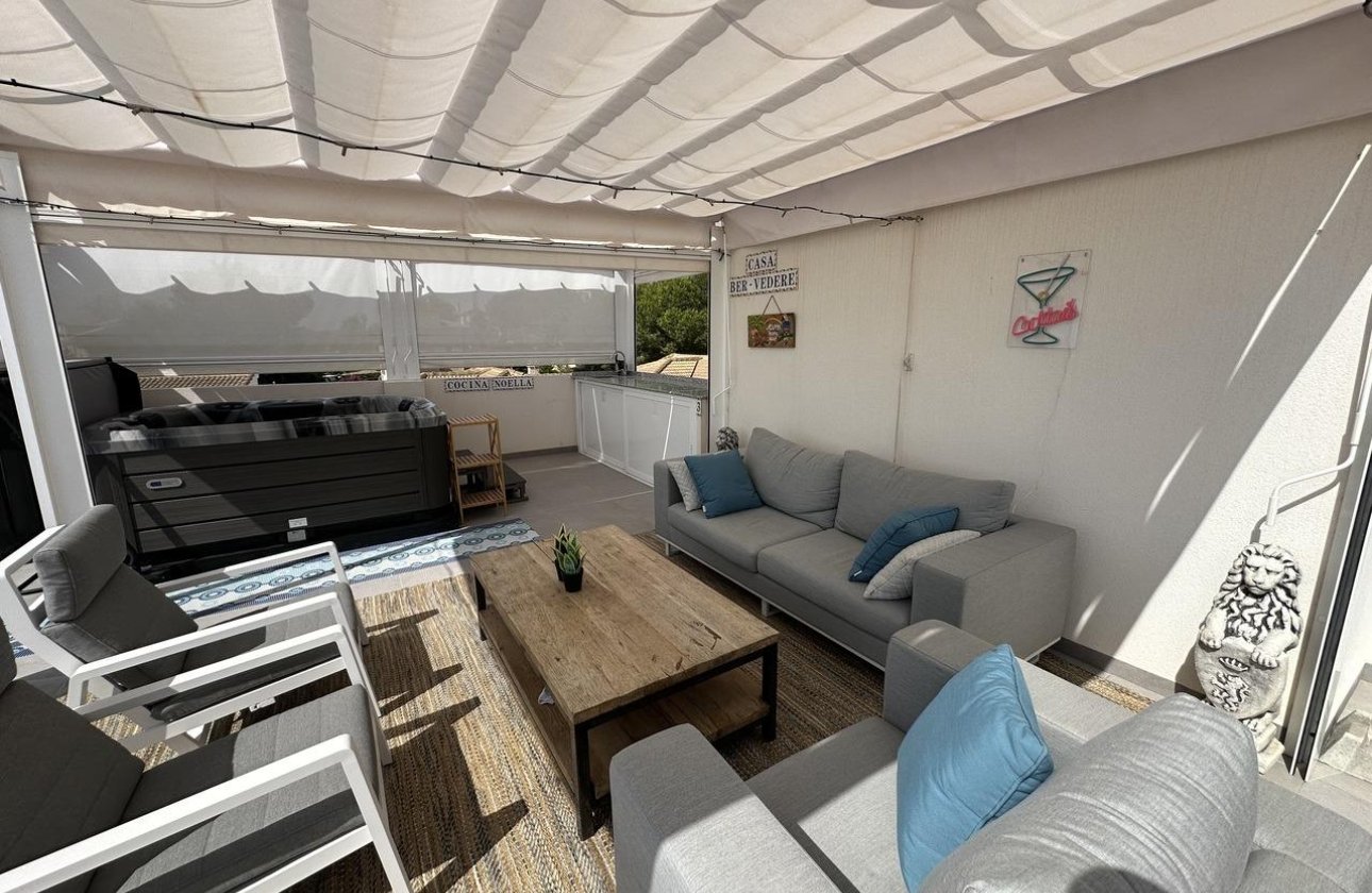Herverkoop - Penthouse -
Orihuela Costa - Villamartín-las Filipinas