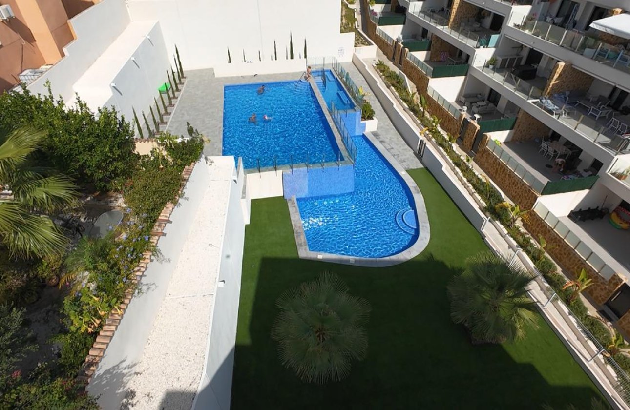 Herverkoop - Penthouse -
Orihuela Costa - Villamartín-las Filipinas