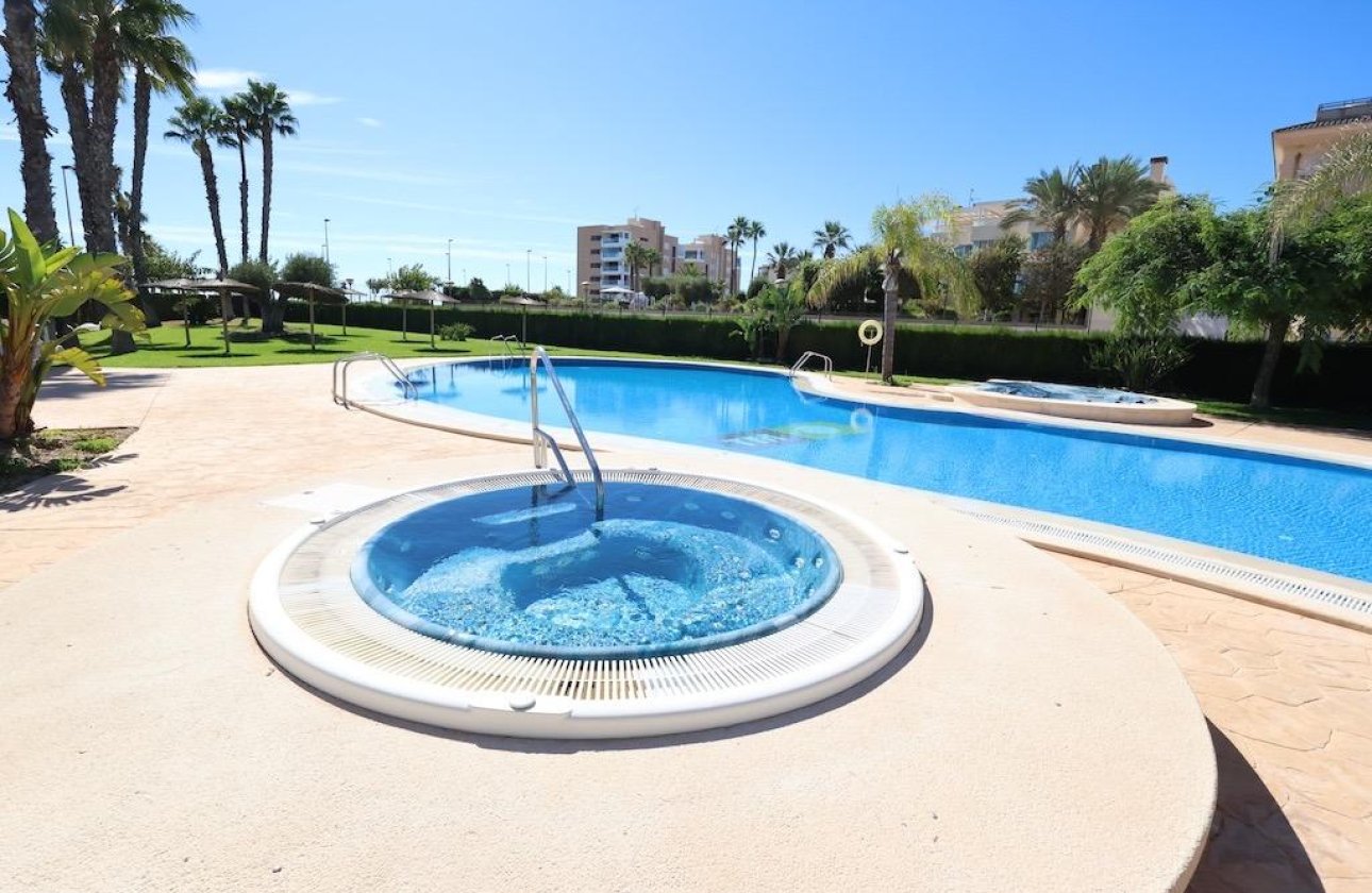 Herverkoop - Penthouse -
Pilar de la Horadada - Costa Blanca