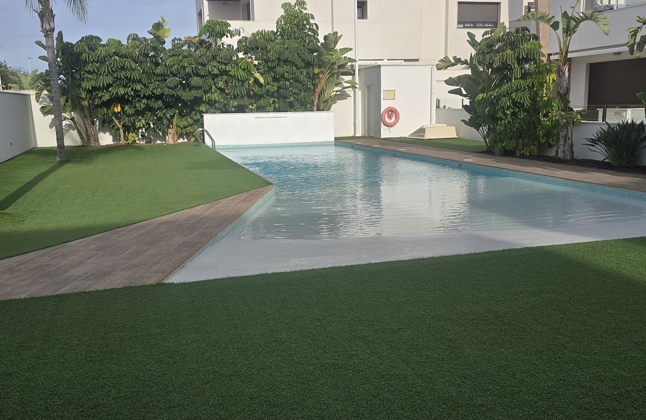 Herverkoop - Penthouse -
Pilar de la Horadada - Costa Blanca