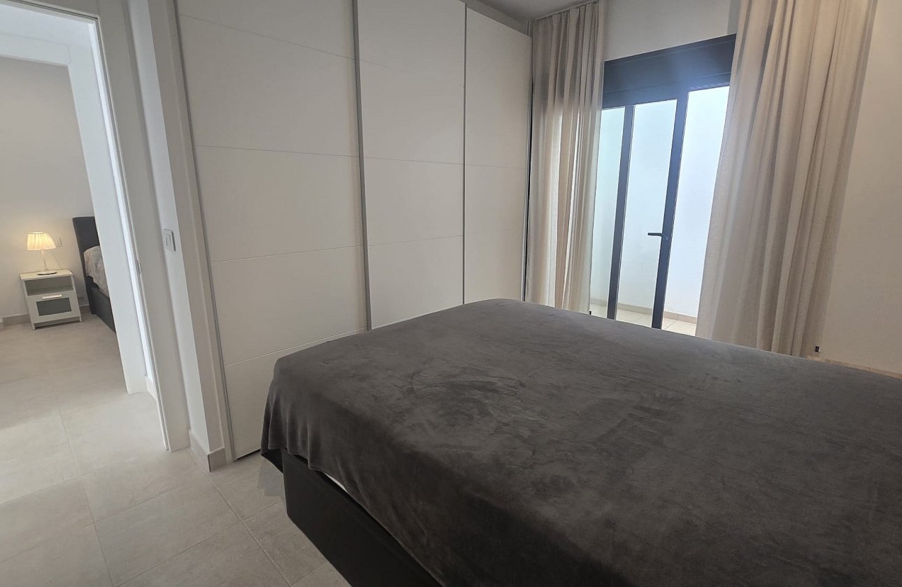 Herverkoop - Penthouse -
Pilar de la Horadada - Costa Blanca