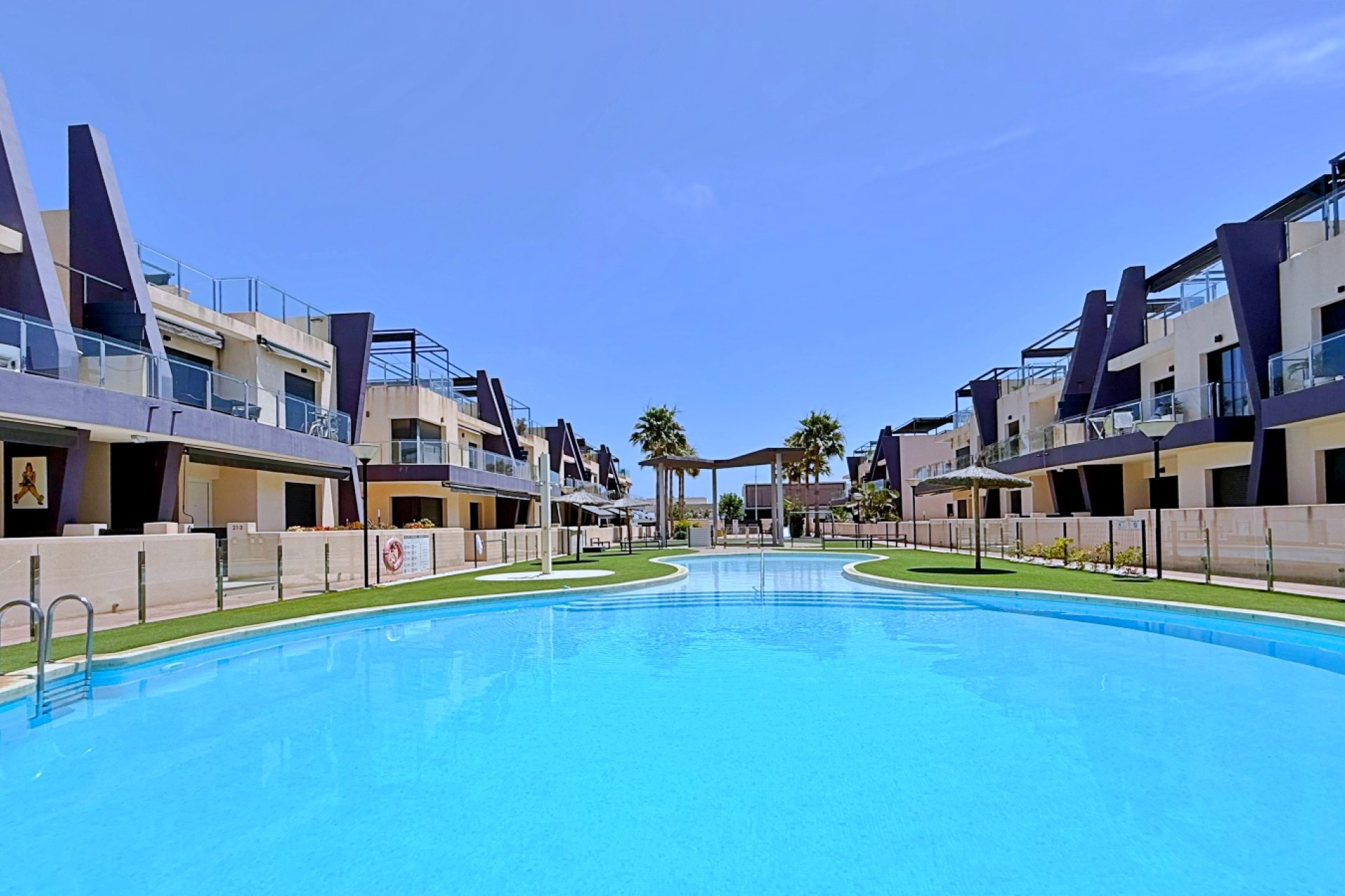 Herverkoop - Penthouse -
Pilar de la Horadada - Costa Blanca