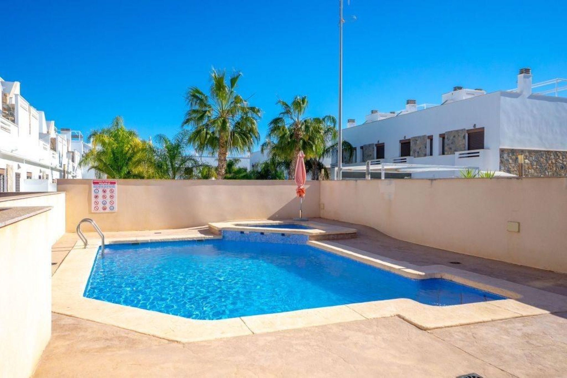 Herverkoop - Penthouse -
Pilar de la Horadada - Costa Blanca
