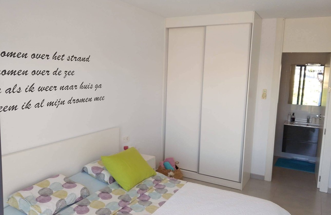 Herverkoop - Penthouse -
Pilar de la Horadada - Pueblo Latino