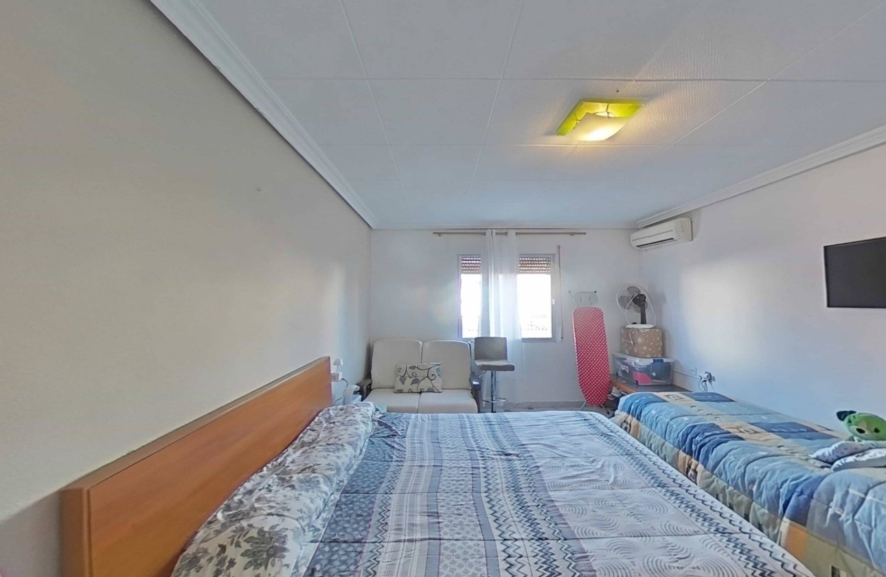 Herverkoop - Penthouse -
Pilar de la Horadada