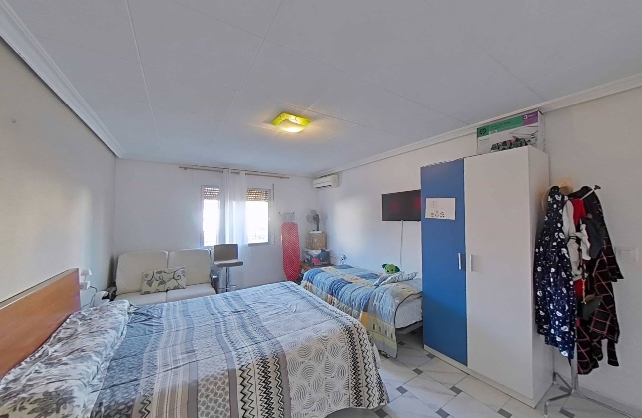 Herverkoop - Penthouse -
Pilar de la Horadada