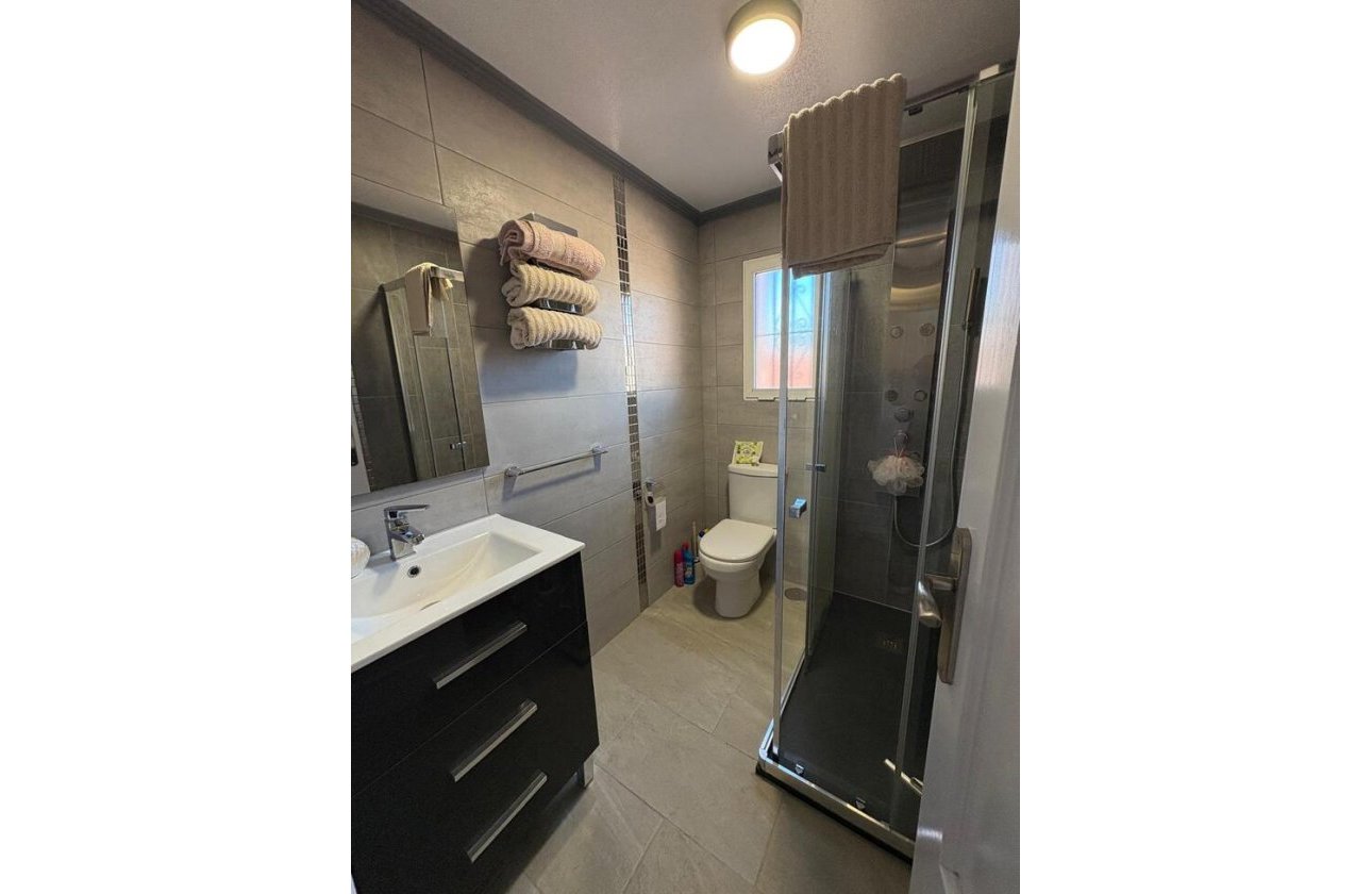 Herverkoop - Penthouse -
Playa Flamenca - Costa Blanca